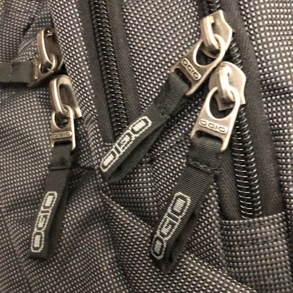 OGIO STRATAGEM BACKPACK  SIZE M - Picture 10 of 16